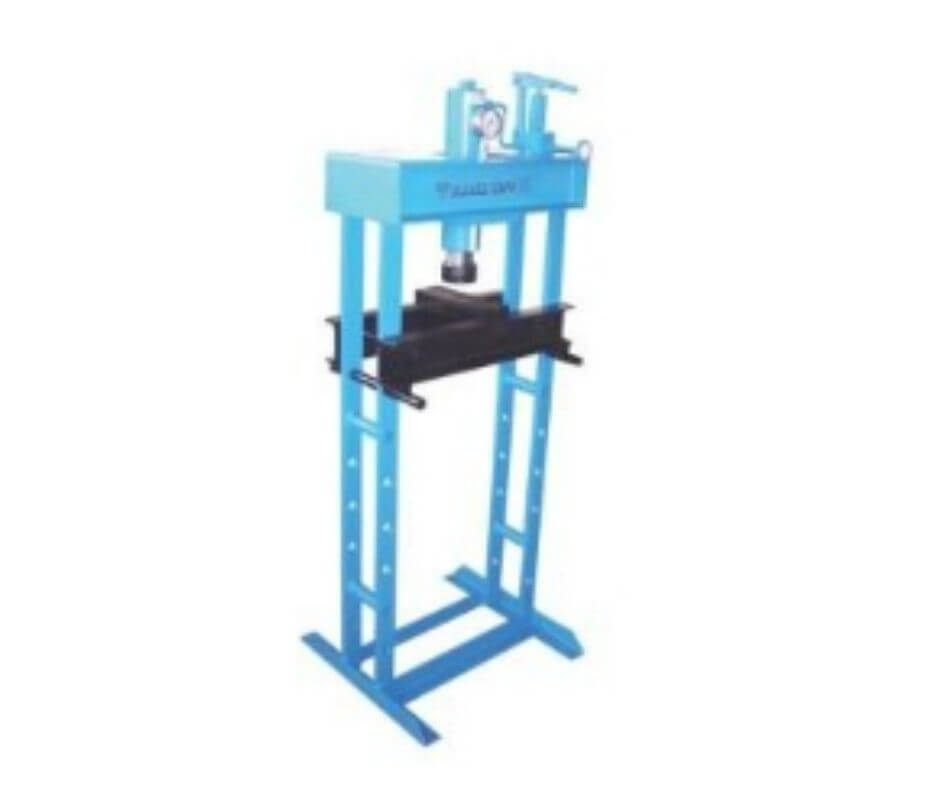 What Are the Uses and Benefits of Hydraulic Presses in Industry?